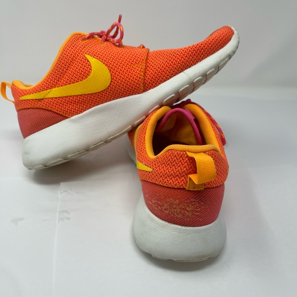 Nike Roshe Atomic Glow Sneakers Women’s Size 6.5 - Picture 5 of 14
